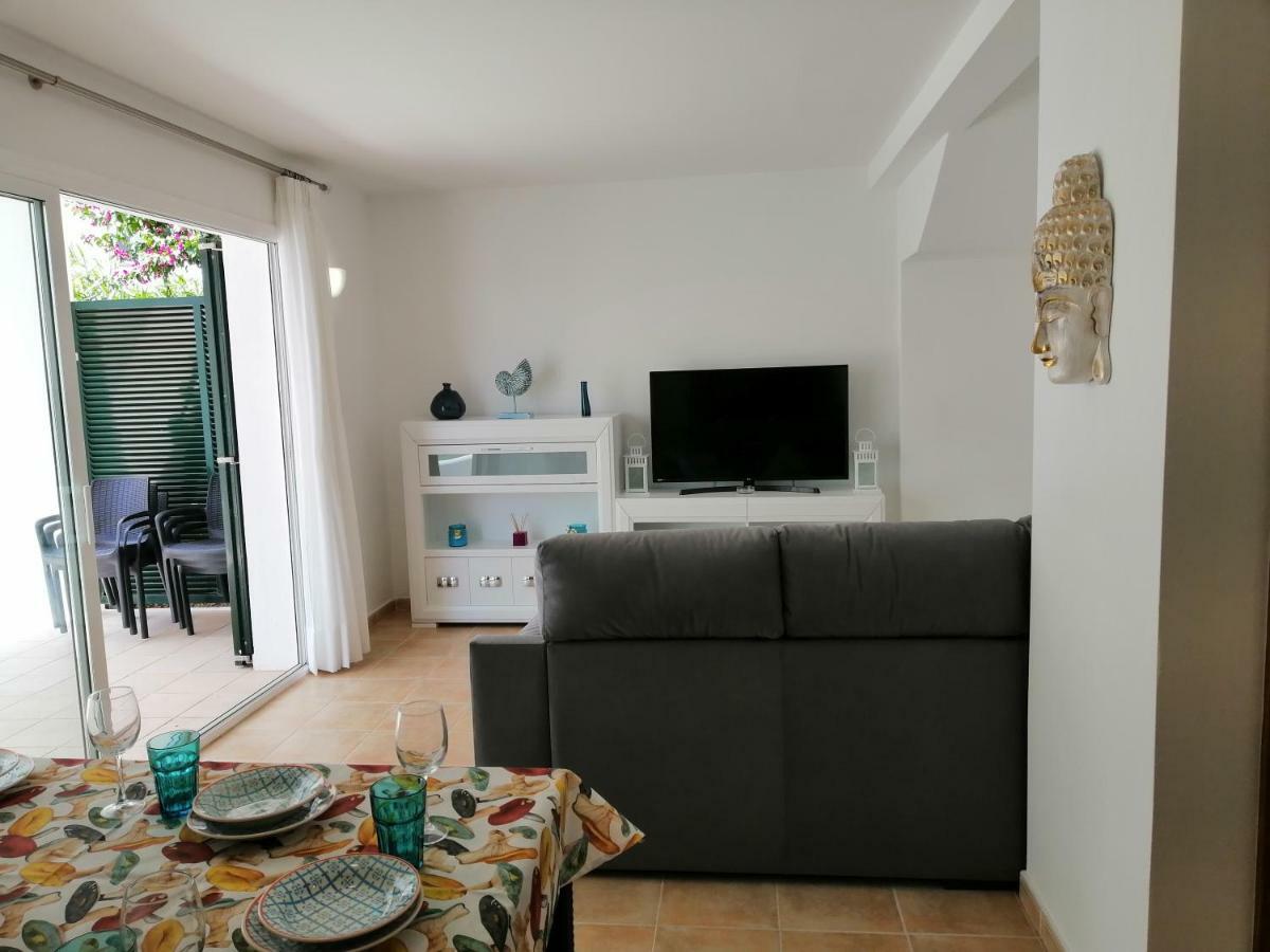 Villa Diplomado Es Mercadal Luaran gambar
